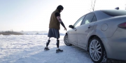 Инвалид дрифтует на Mazda 6, чтобы привлечь внимание Кен Блока
